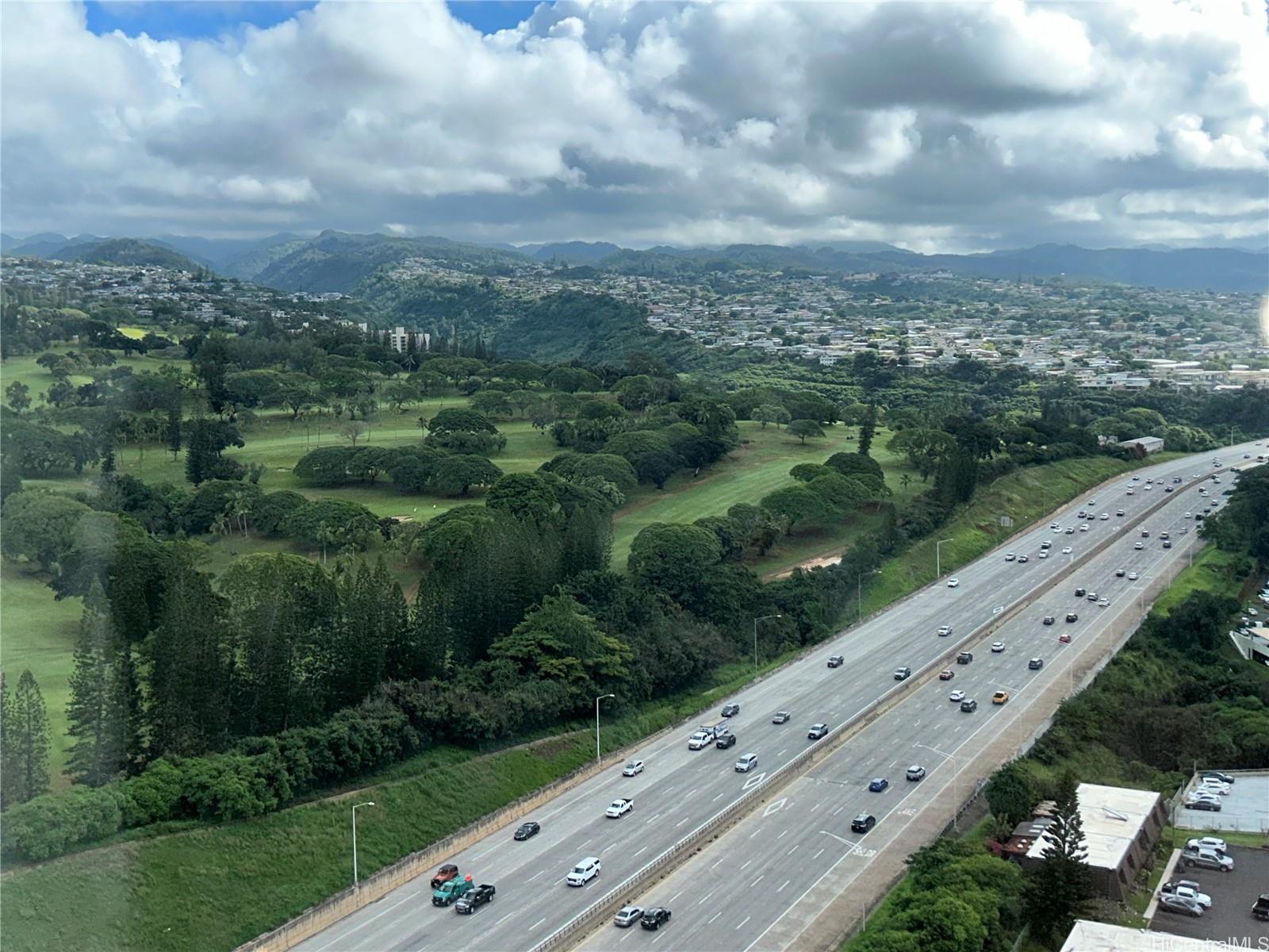 Pearlridge Square condo # 2604, Aiea, Hawaii - photo 5 of 13