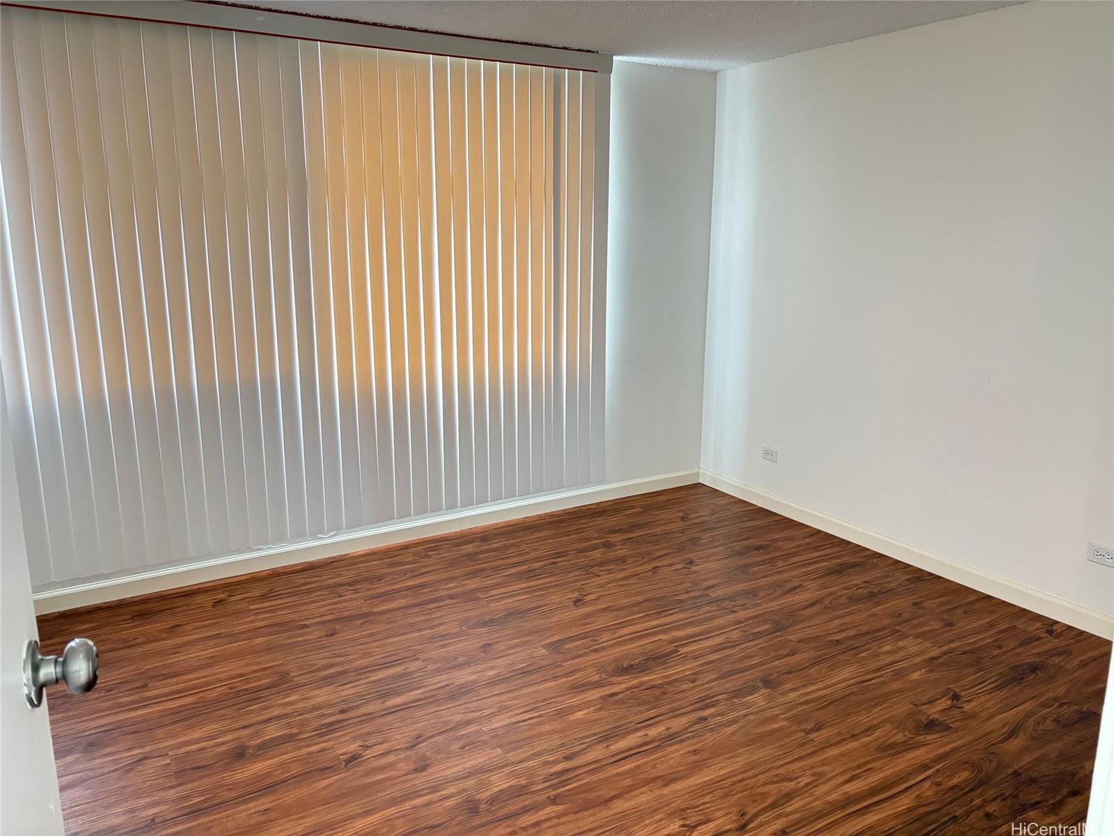 98-288 Kaonohi St Aiea - Rental - photo 8 of 11