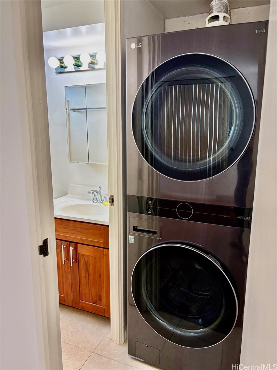 98-288 Kaonohi St Aiea - Rental - photo 10 of 11