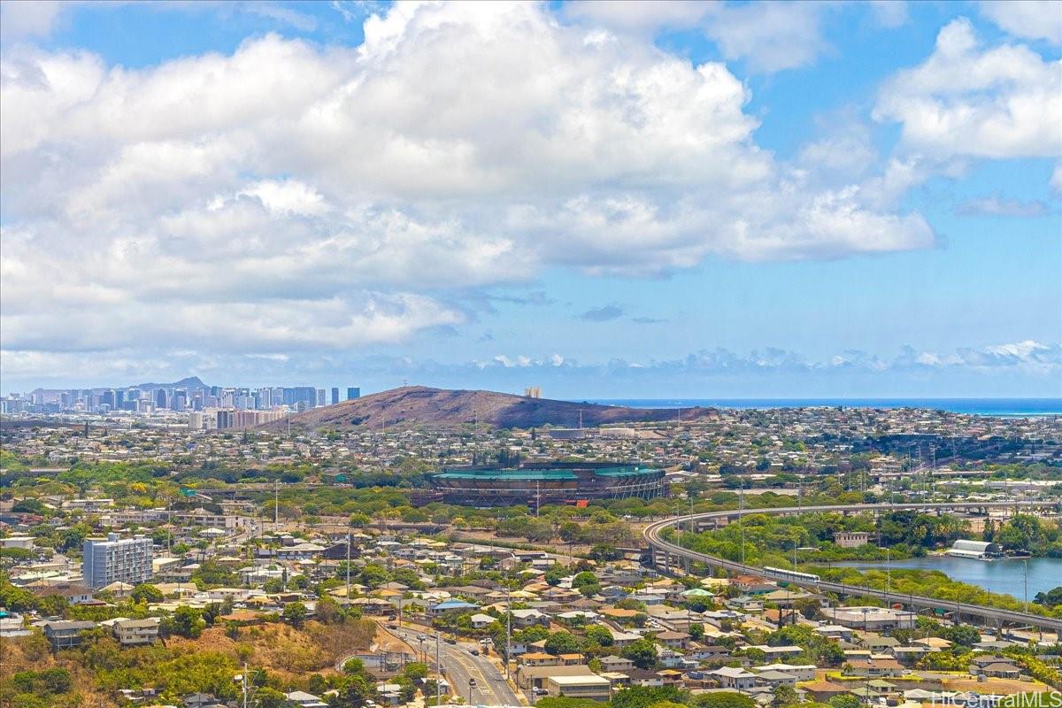 Pearlridge Square condo # 3405, Aiea, Hawaii - photo 11 of 22