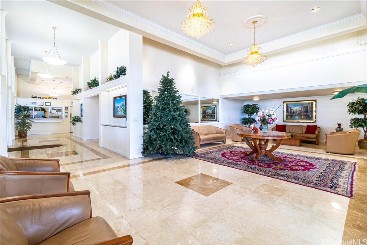 Pearlridge Square condo # 3405, Aiea, Hawaii - photo 13 of 22