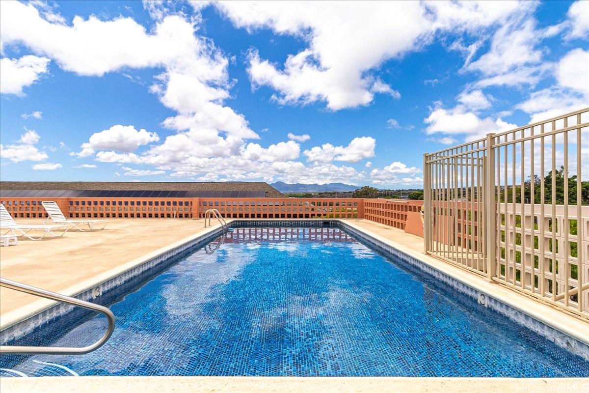 Pearlridge Square condo # 3405, Aiea, Hawaii - photo 14 of 22