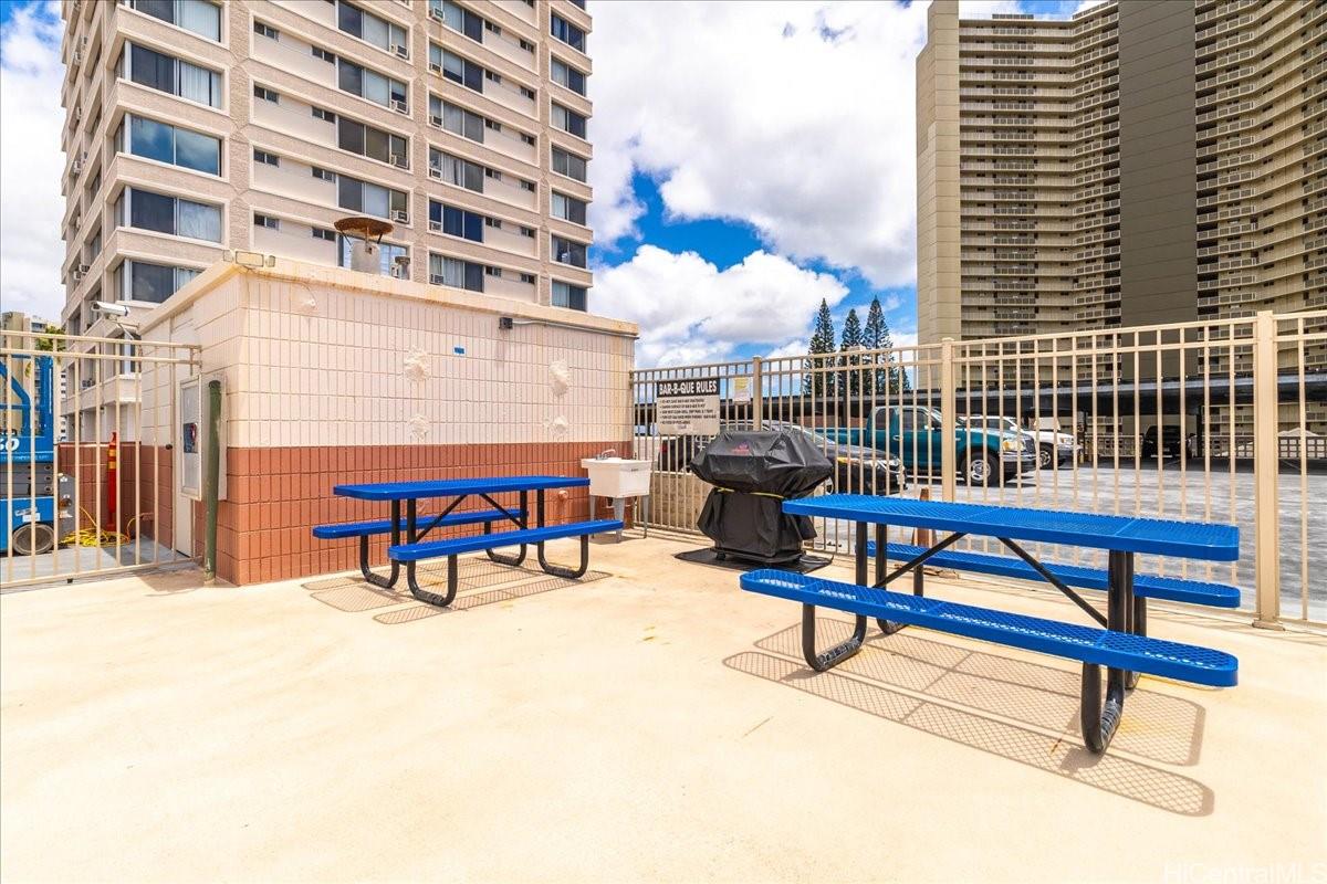 Pearlridge Square condo # 3405, Aiea, Hawaii - photo 17 of 22