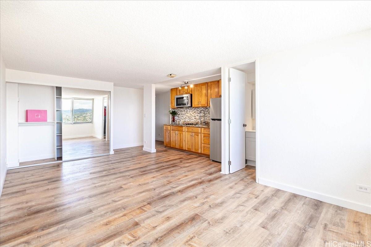 Pearlridge Square condo # 3405, Aiea, Hawaii - photo 6 of 22