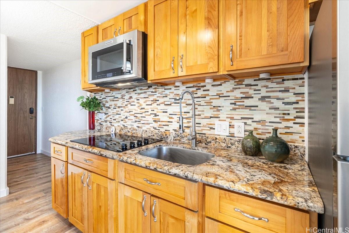 Pearlridge Square condo # 3405, Aiea, Hawaii - photo 7 of 22