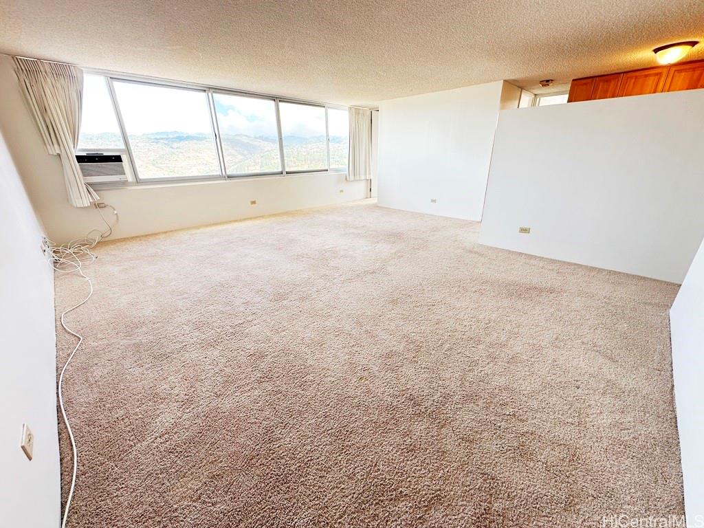 Pearlridge Square condo # 3903, Aiea, Hawaii - photo 2 of 22