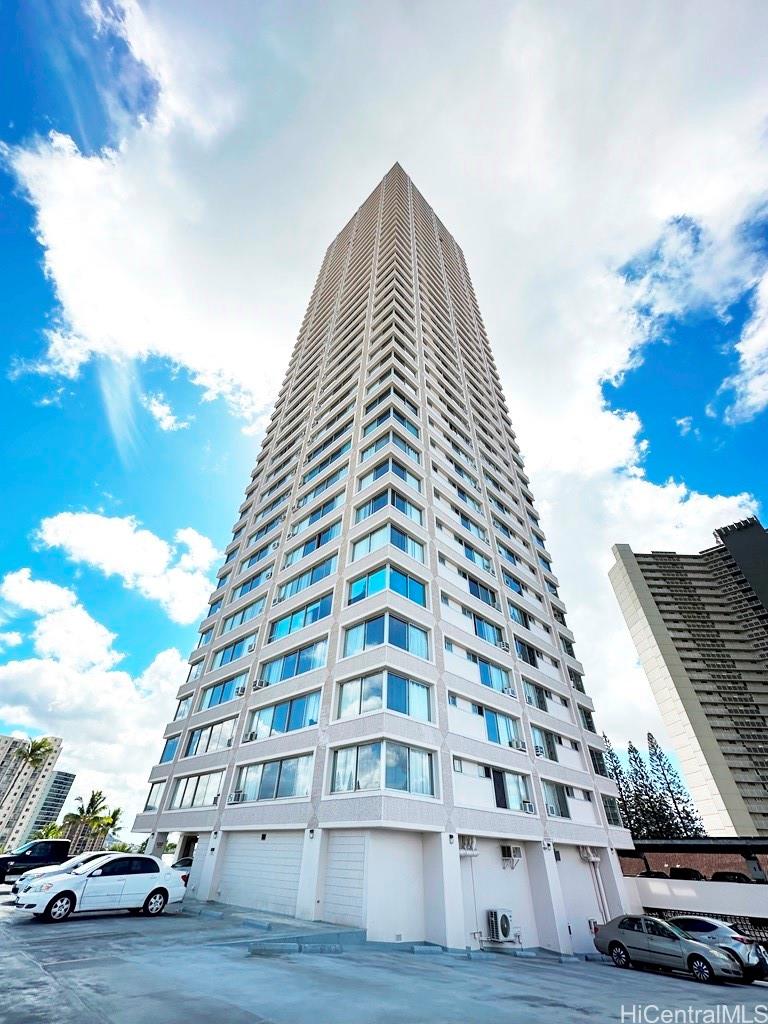 Pearlridge Square condo # 3903, Aiea, Hawaii - photo 17 of 22