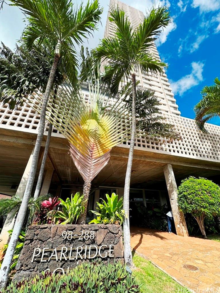 Pearlridge Square condo # 3903, Aiea, Hawaii - photo 18 of 22