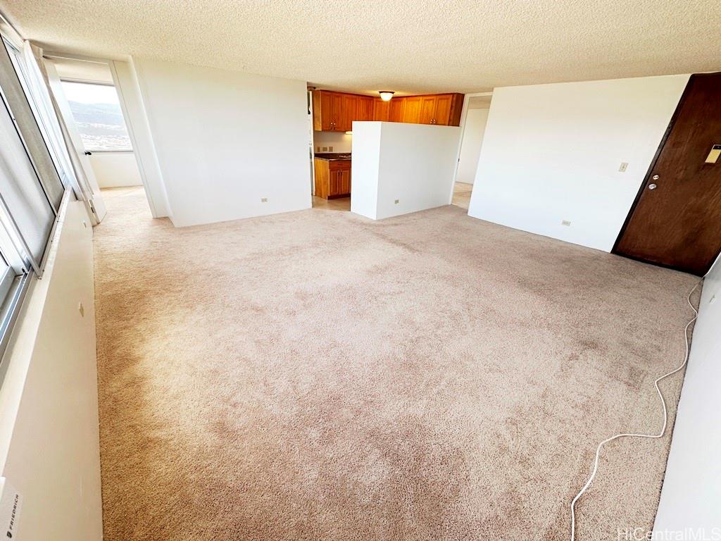 Pearlridge Square condo # 3903, Aiea, Hawaii - photo 4 of 22