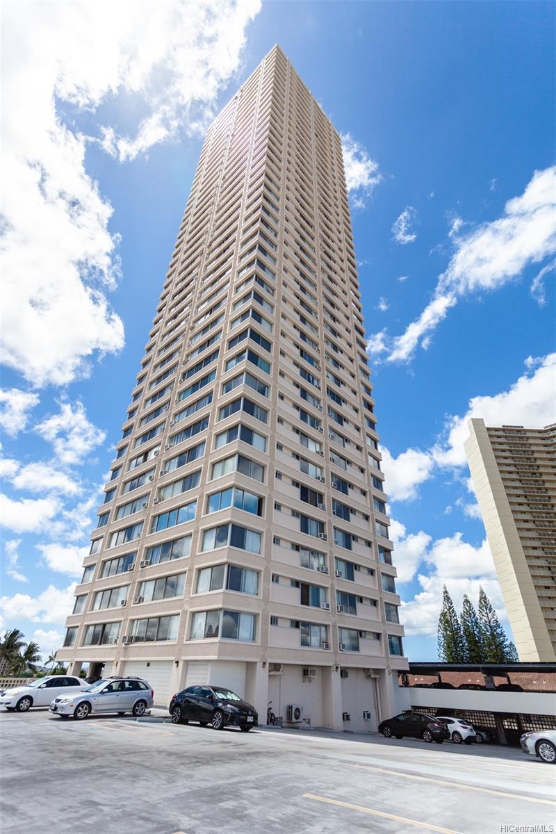 Pearlridge Square 801, 98288 Kaonohi Street, Aiea Pearlridge