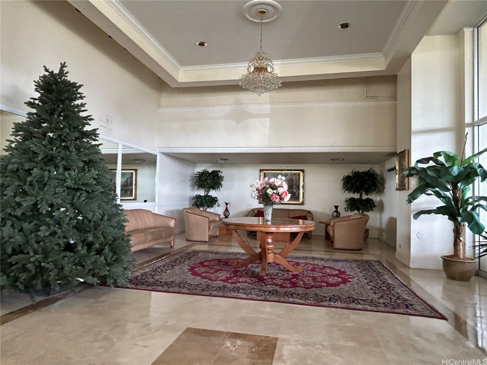 Pearlridge Square condo # 808, Aiea, Hawaii - photo 11 of 13