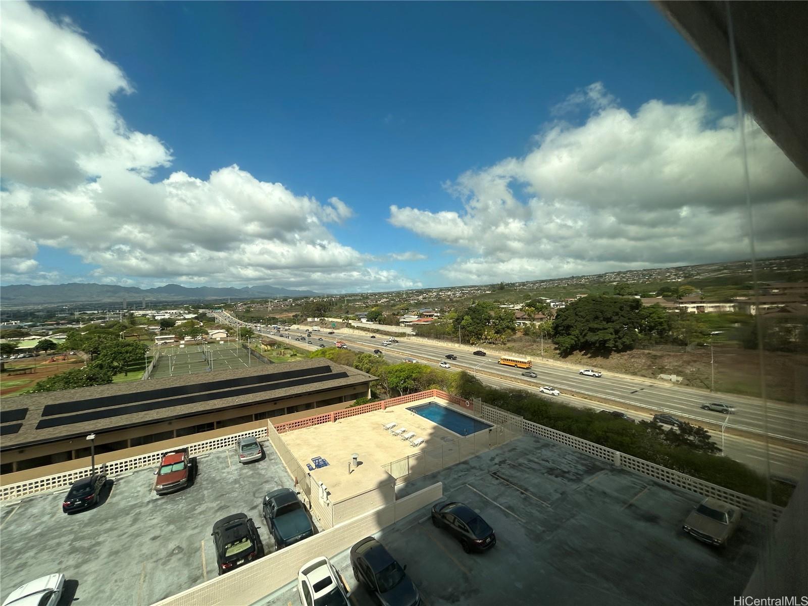 Pearlridge Square condo # 808, Aiea, Hawaii - photo 6 of 13