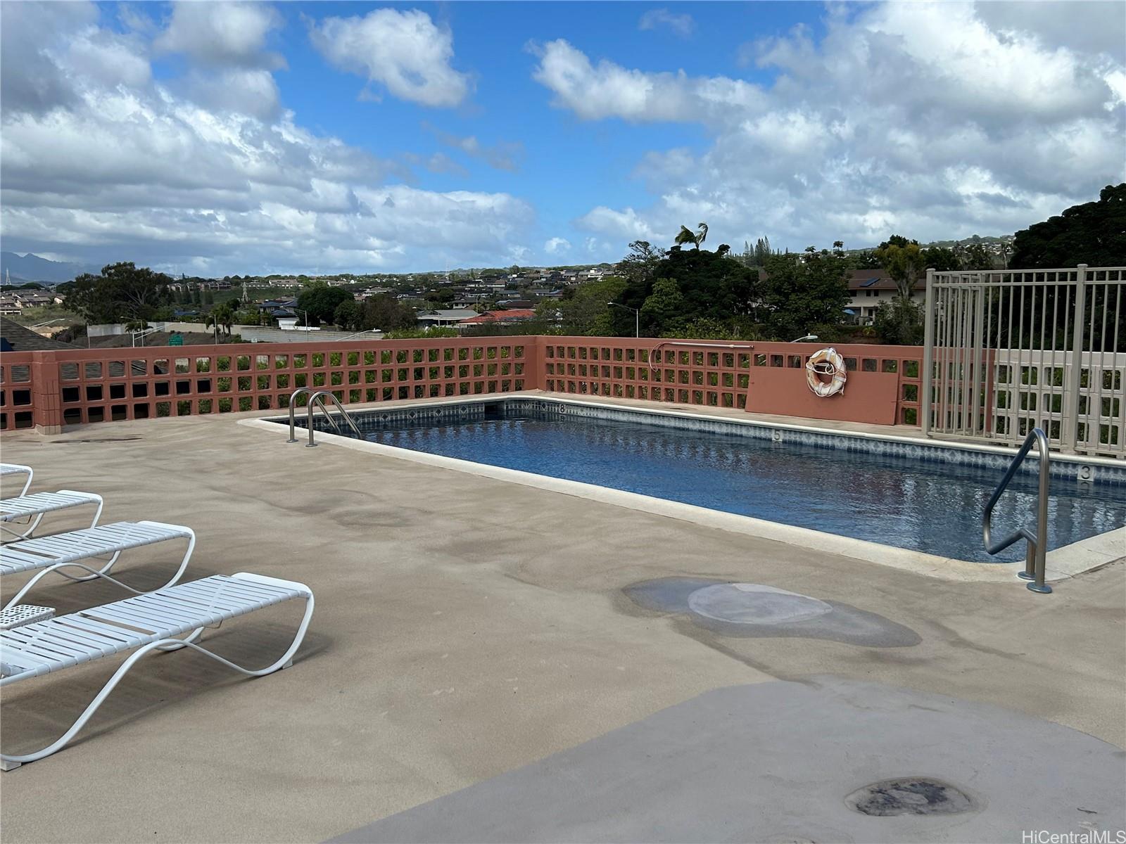 Pearlridge Square condo # 808, Aiea, Hawaii - photo 7 of 13