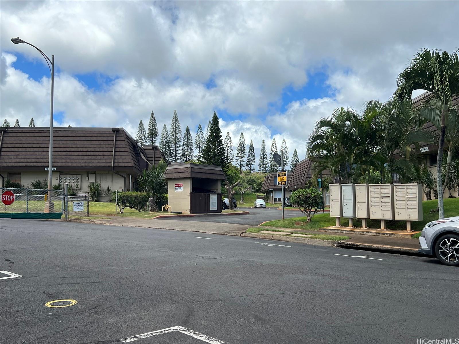 Pacific Village Annex condo # X5, Aiea, Hawaii - photo 17 of 17
