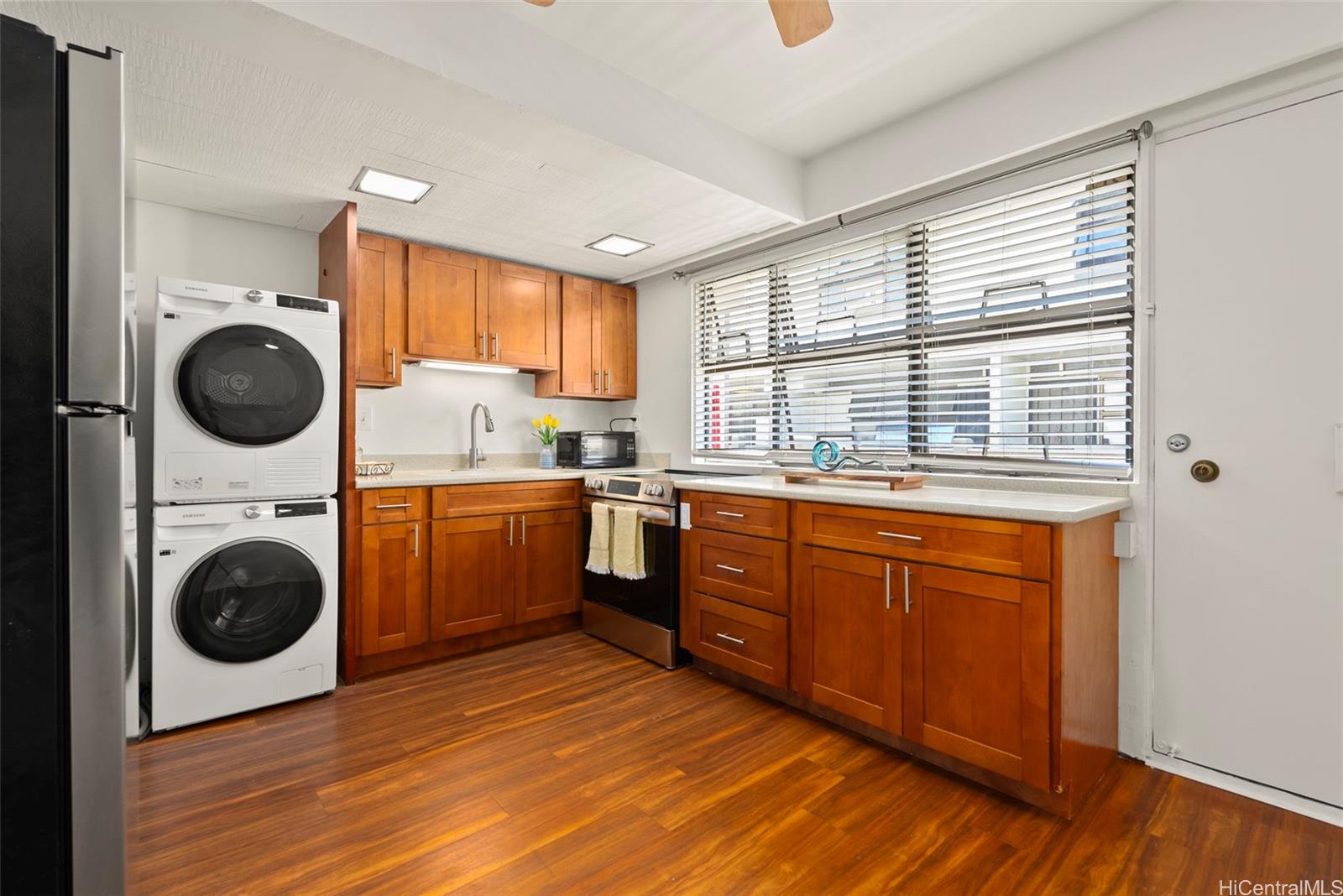 Waimalu Park condo # 217, Aiea, Hawaii - photo 2 of 24