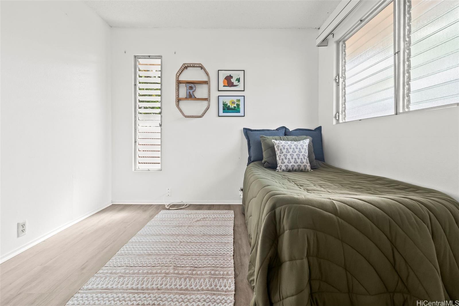 98-324  Puaalii Street Pearlridge, PearlCity home - photo 13 of 22