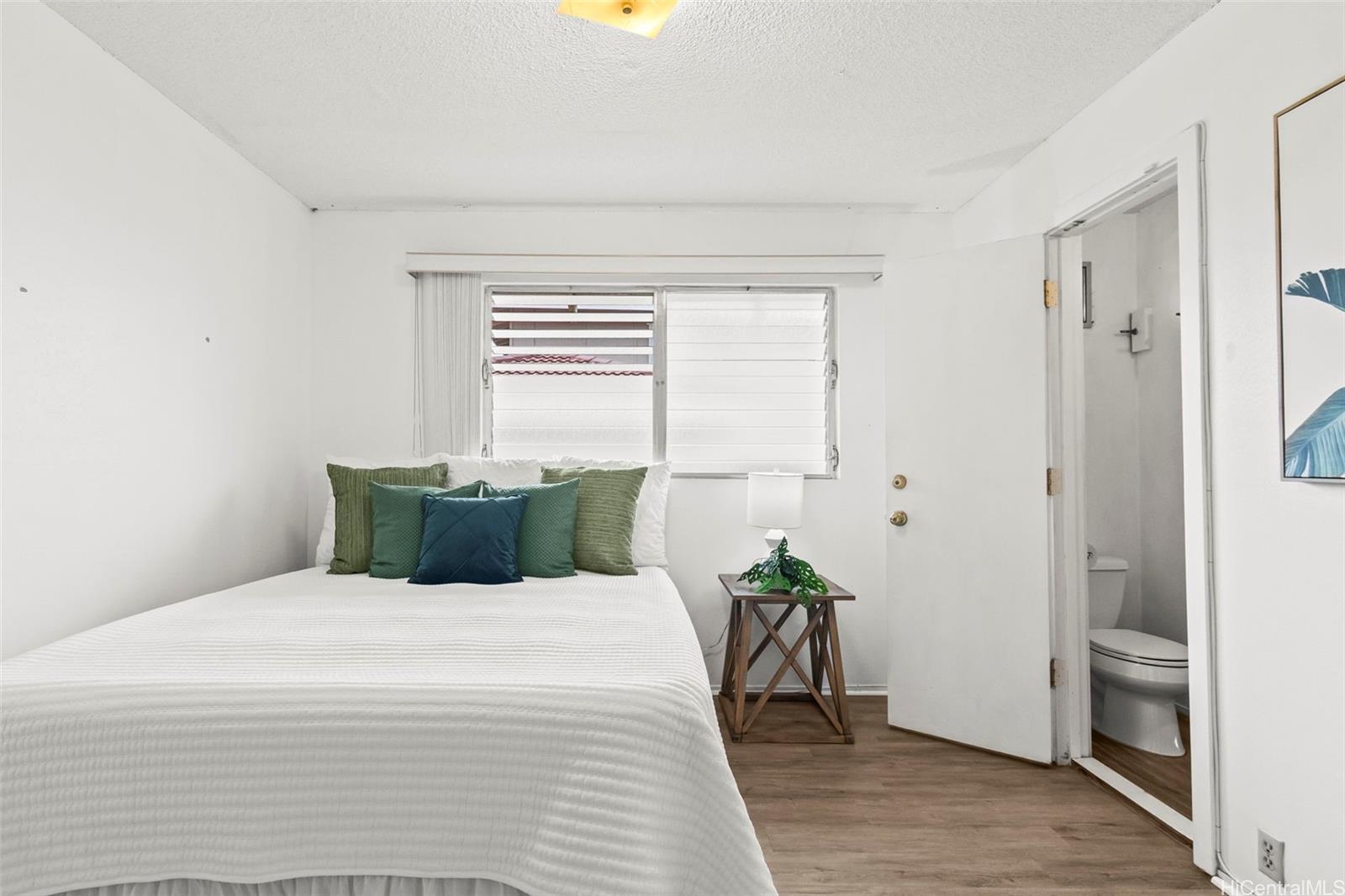 98-324  Puaalii Street Pearlridge, PearlCity home - photo 10 of 22