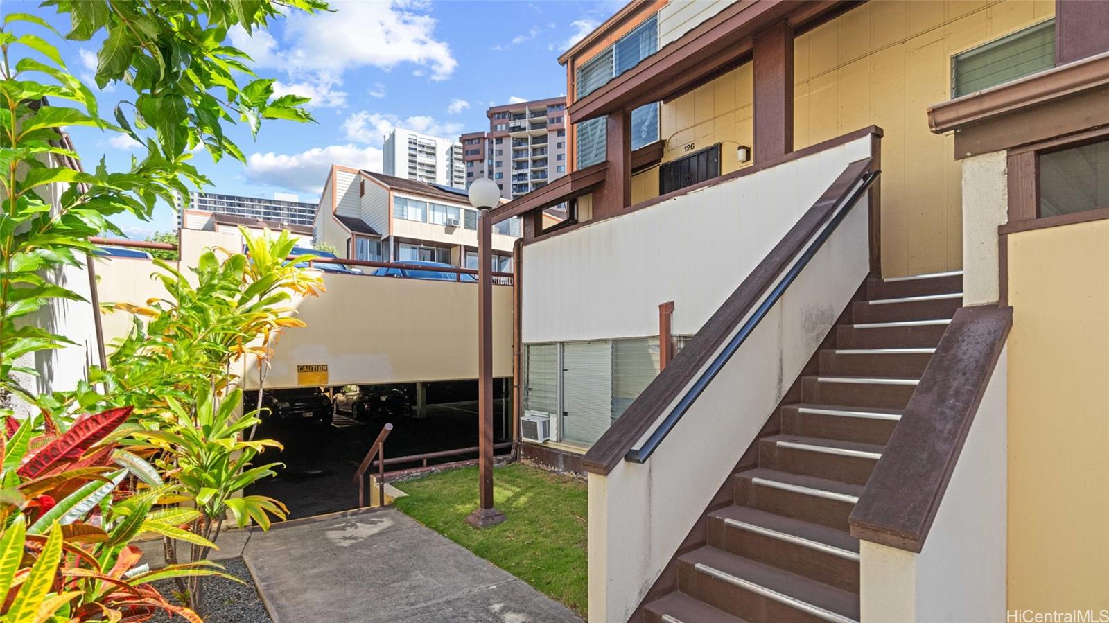 Bougainville condo # 126, Aiea, Hawaii - photo 17 of 19