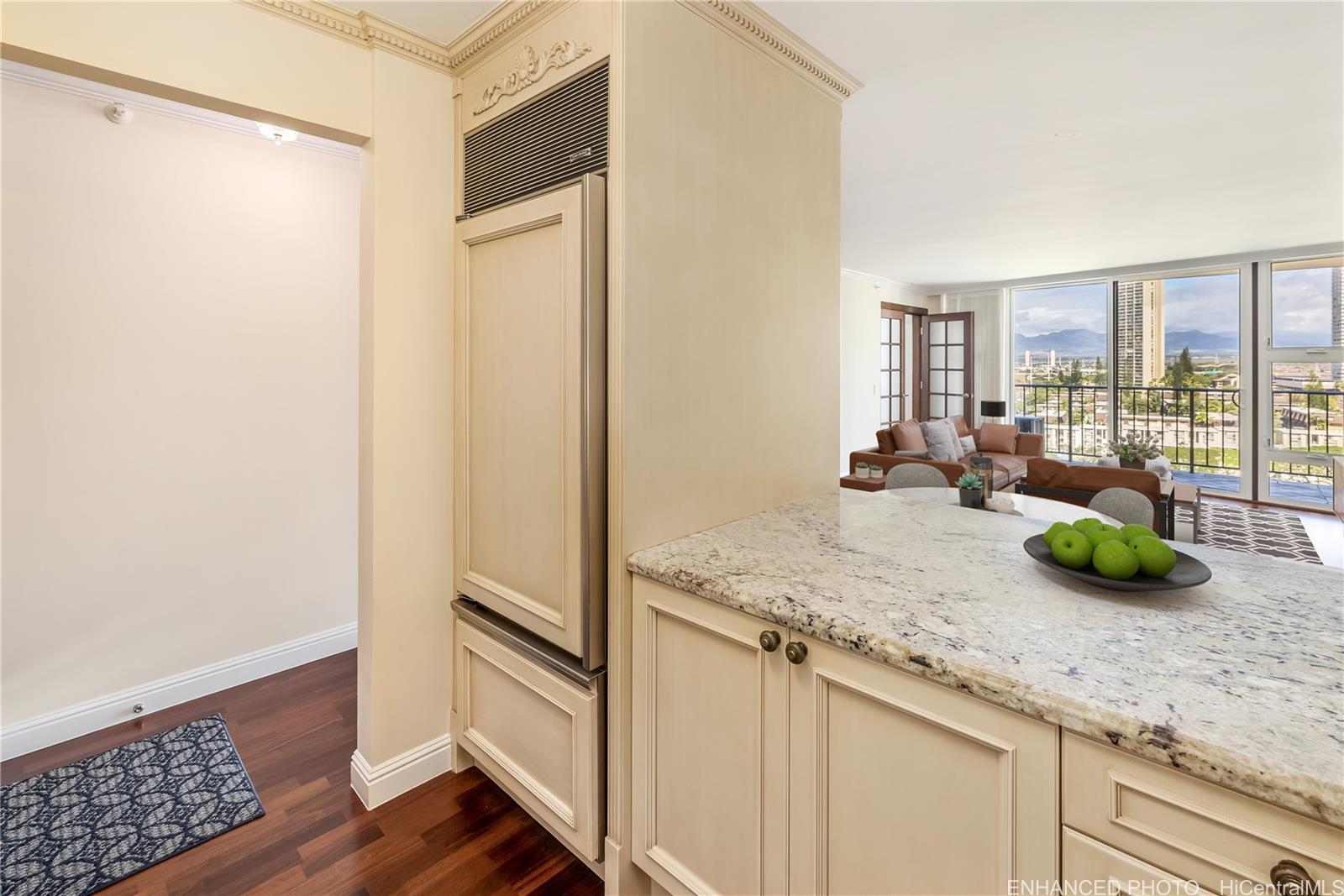 Park at Pearlridge condo # #C1506, Aiea, Hawaii - photo 2 of 20