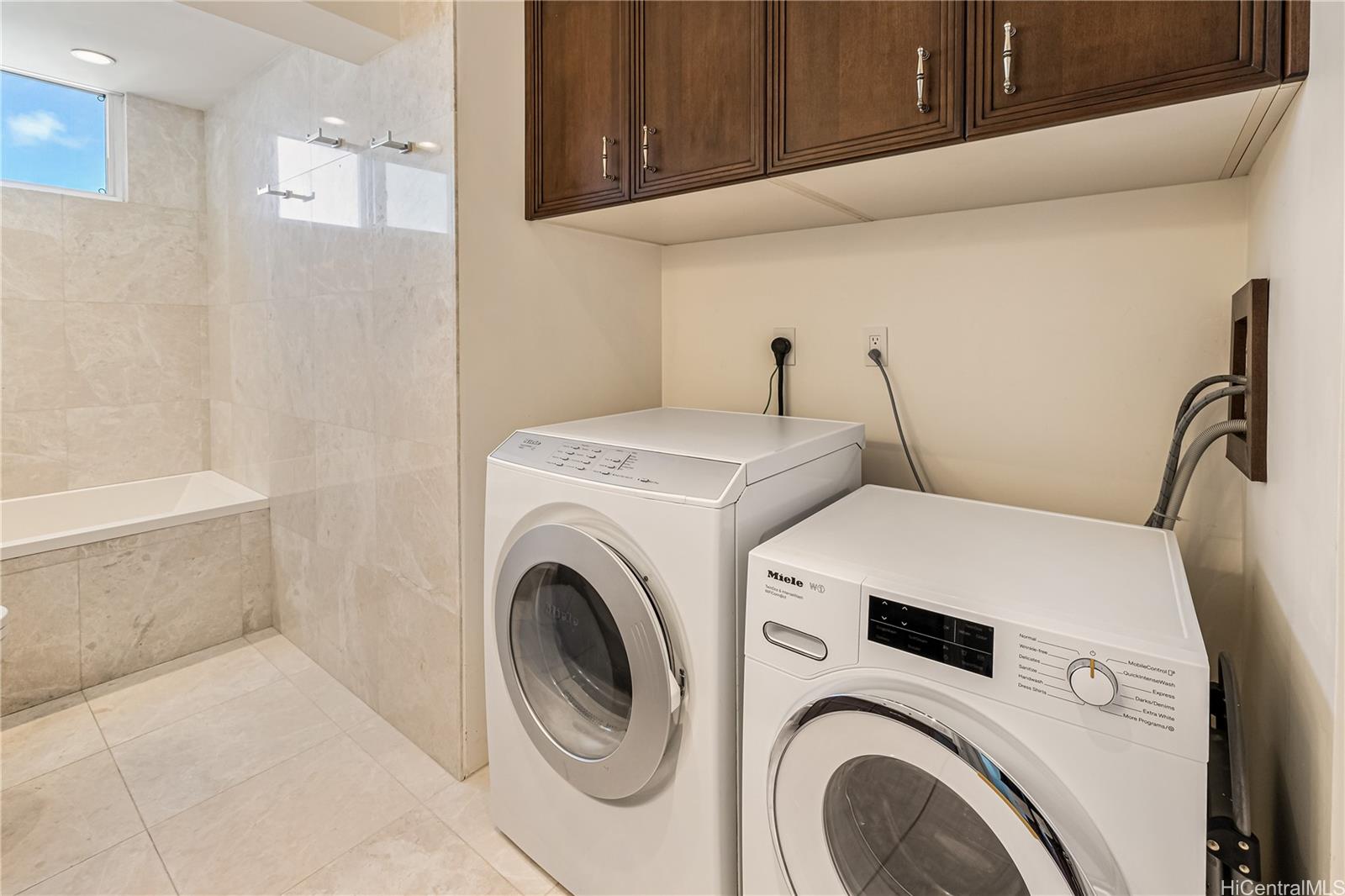 Park at Pearlridge condo # #C1506, Aiea, Hawaii - photo 13 of 20