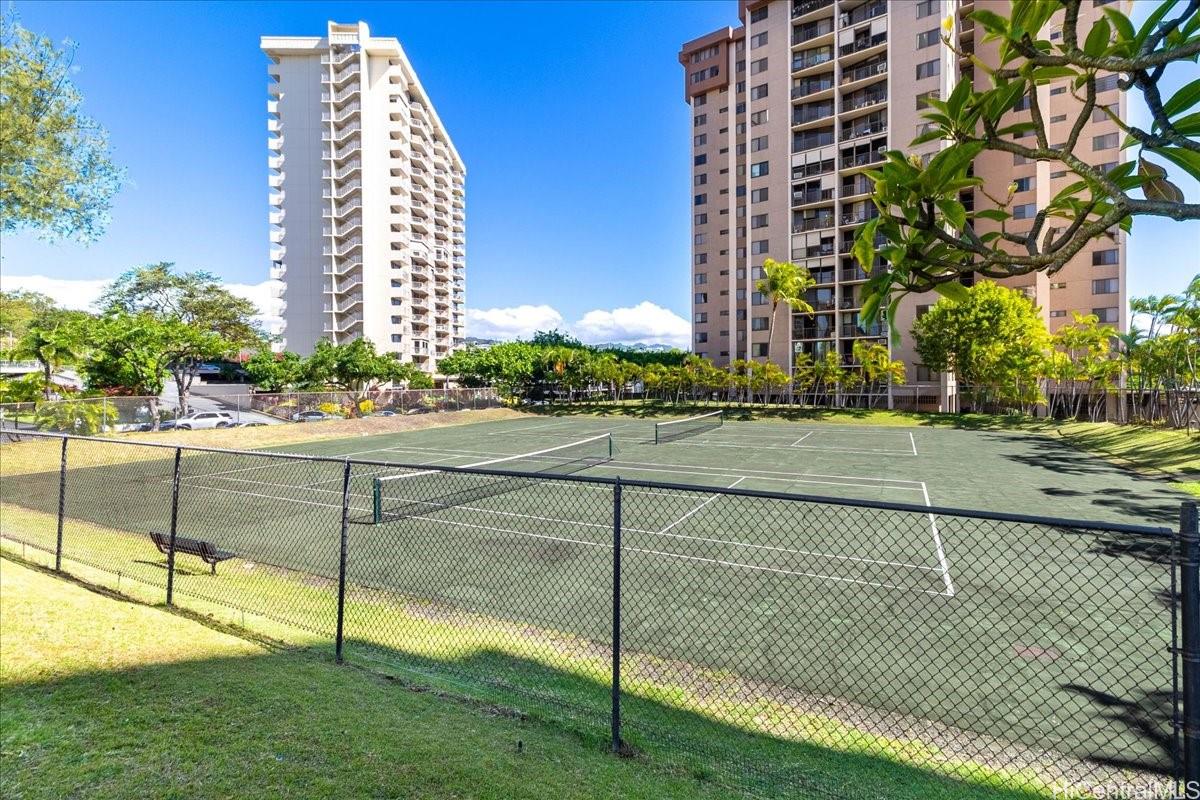 Park At Pearlridge condo # C1903, Aiea, Hawaii - photo 22 of 25