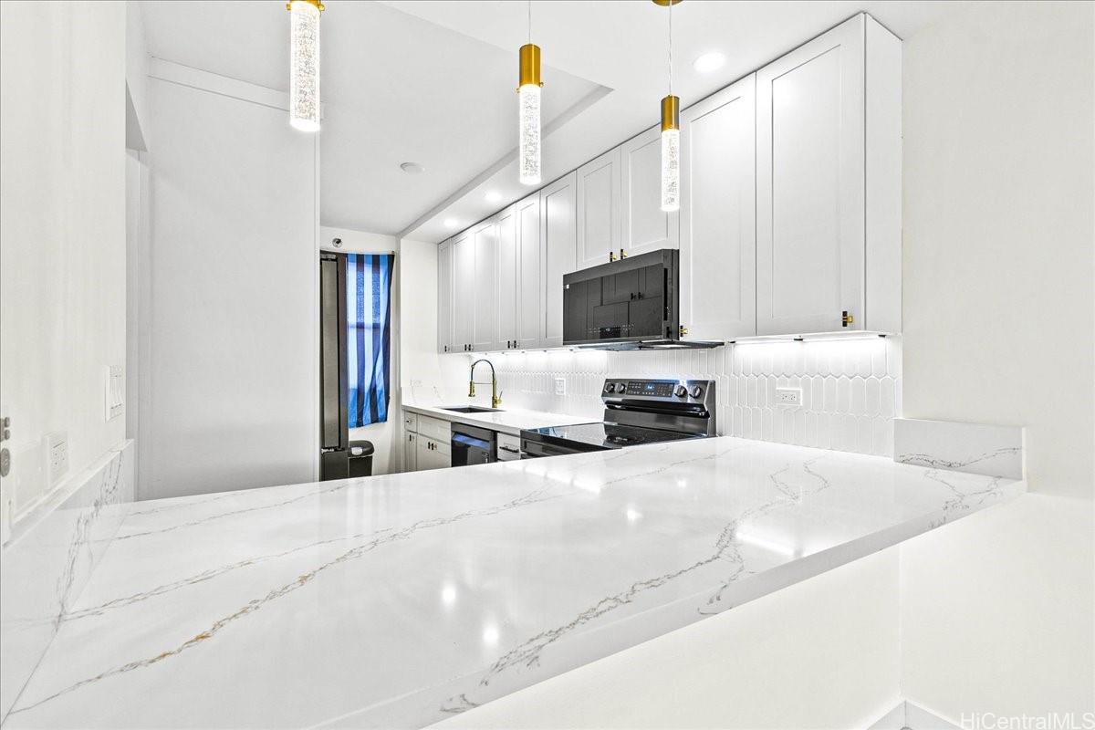 Park At Pearlridge condo # C1903, Aiea, Hawaii - photo 7 of 25