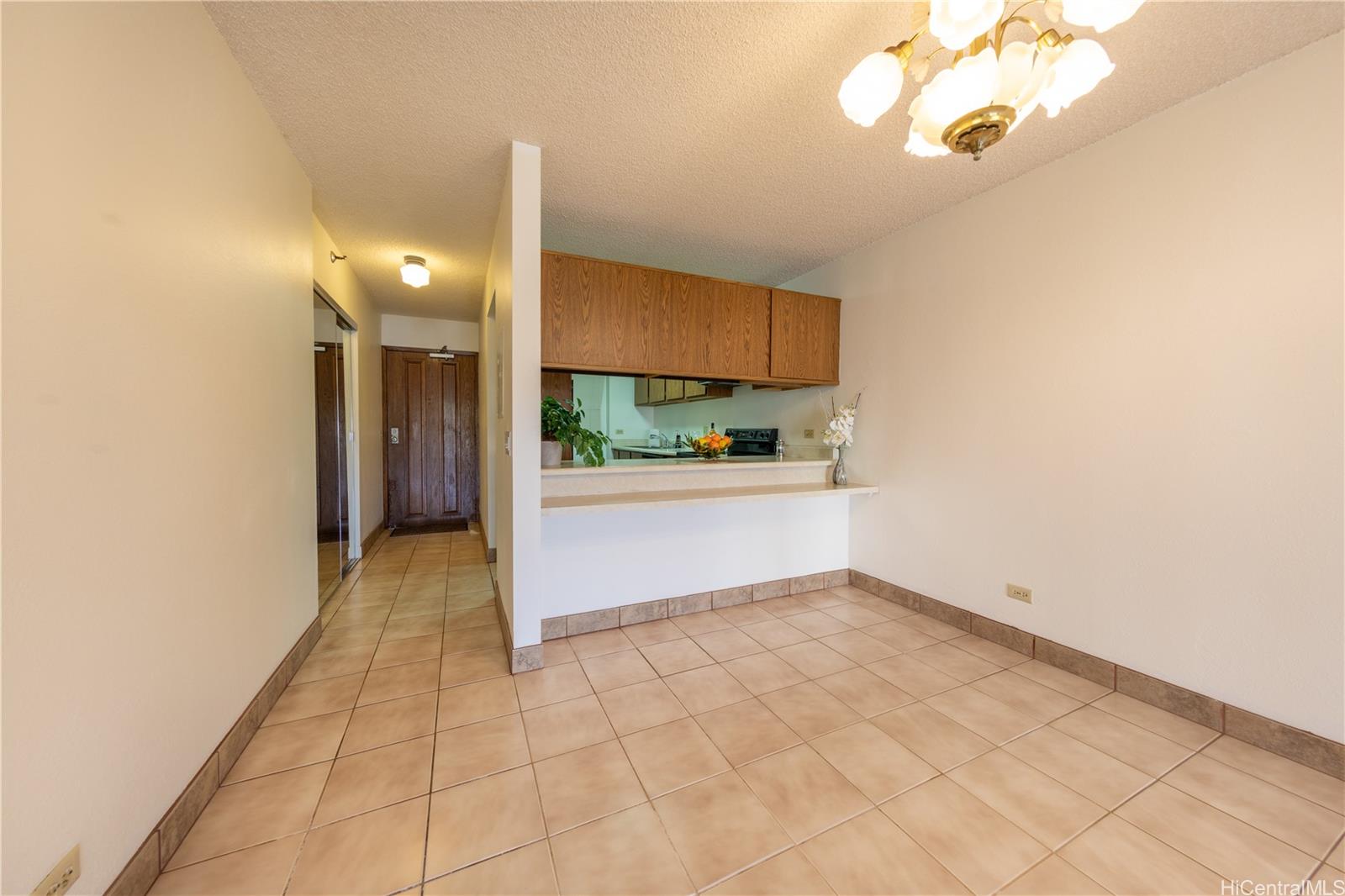 Park At Pearlridge condo # C903, Aiea, Hawaii - photo 3 of 22