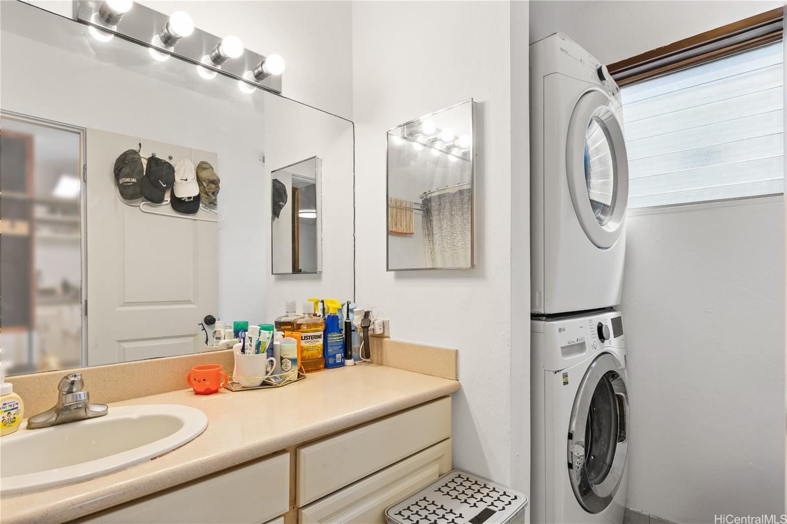 Bougainville condo # 206, Aiea, Hawaii - photo 9 of 23