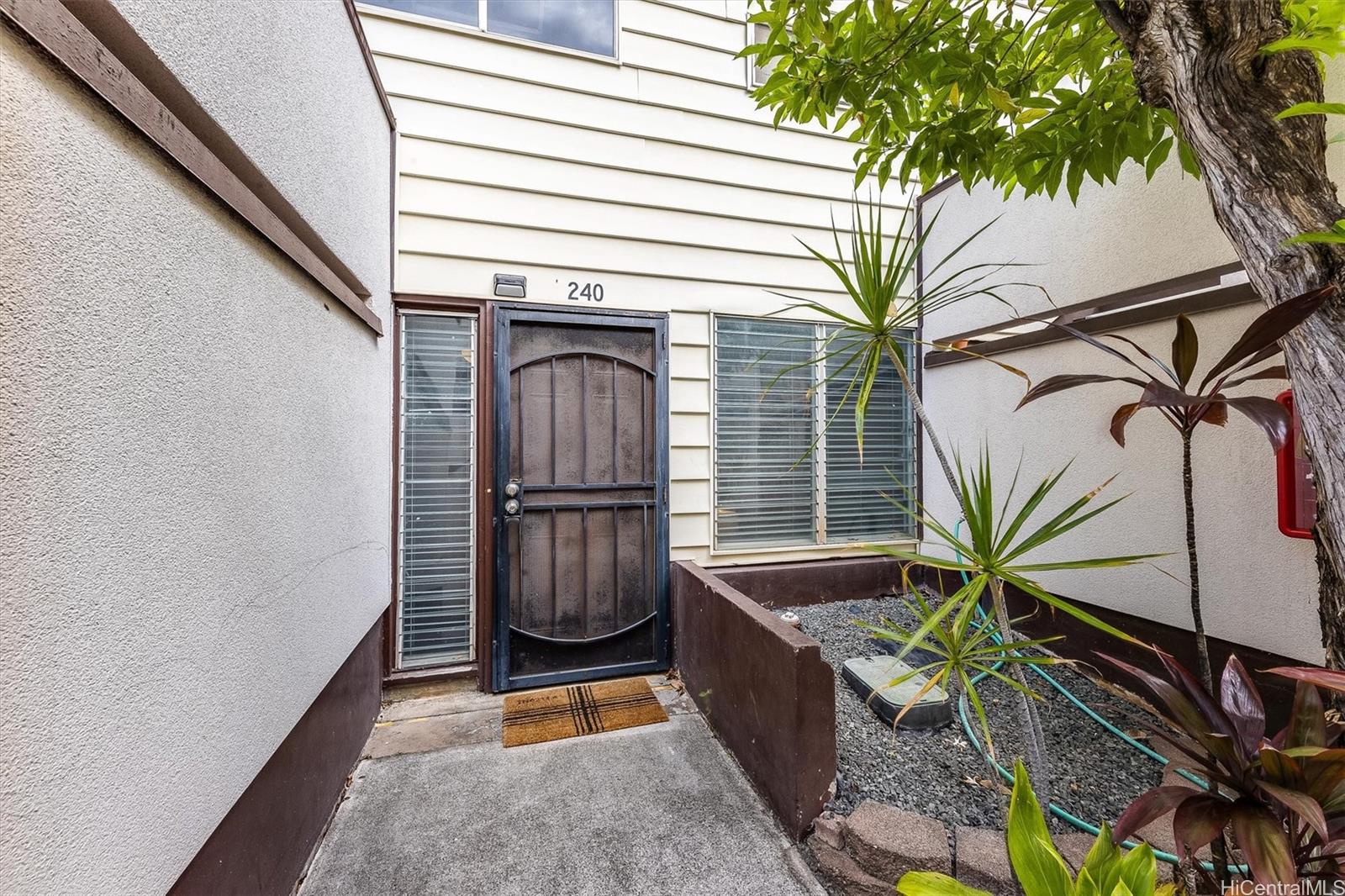 98-360 Koauka Loop townhouse # 240, Aiea, Hawaii - photo 25 of 25