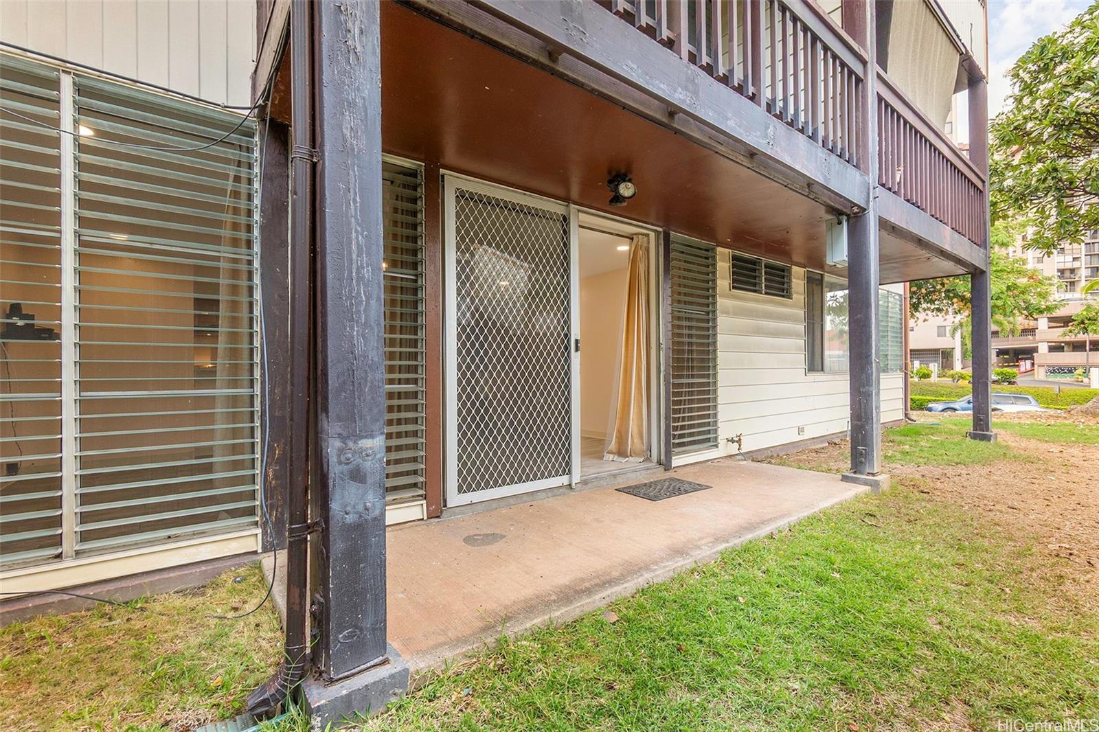 Bougainville condo # 243, Aiea, Hawaii - photo 11 of 25