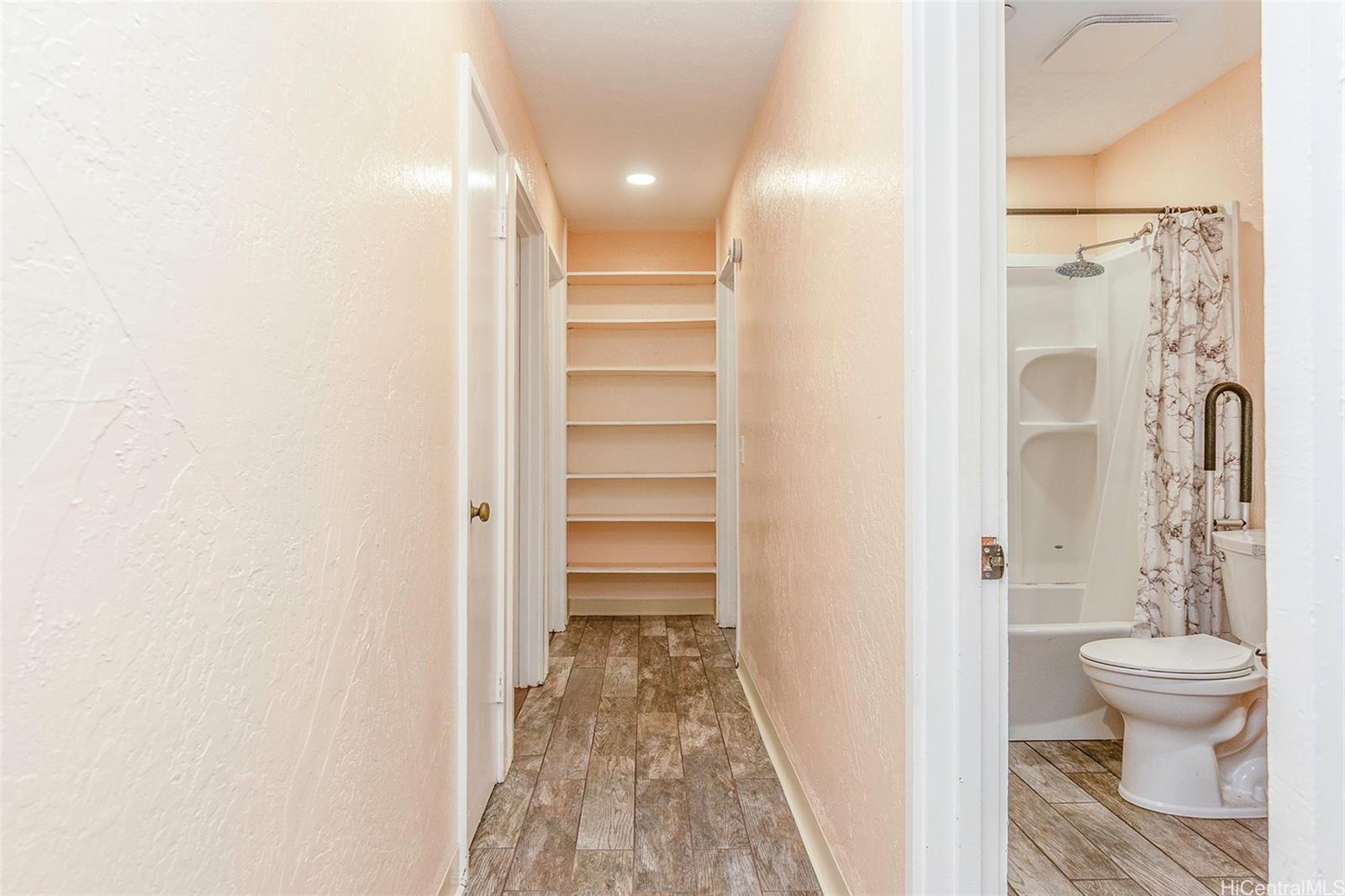 Bougainville condo # 243, Aiea, Hawaii - photo 20 of 25