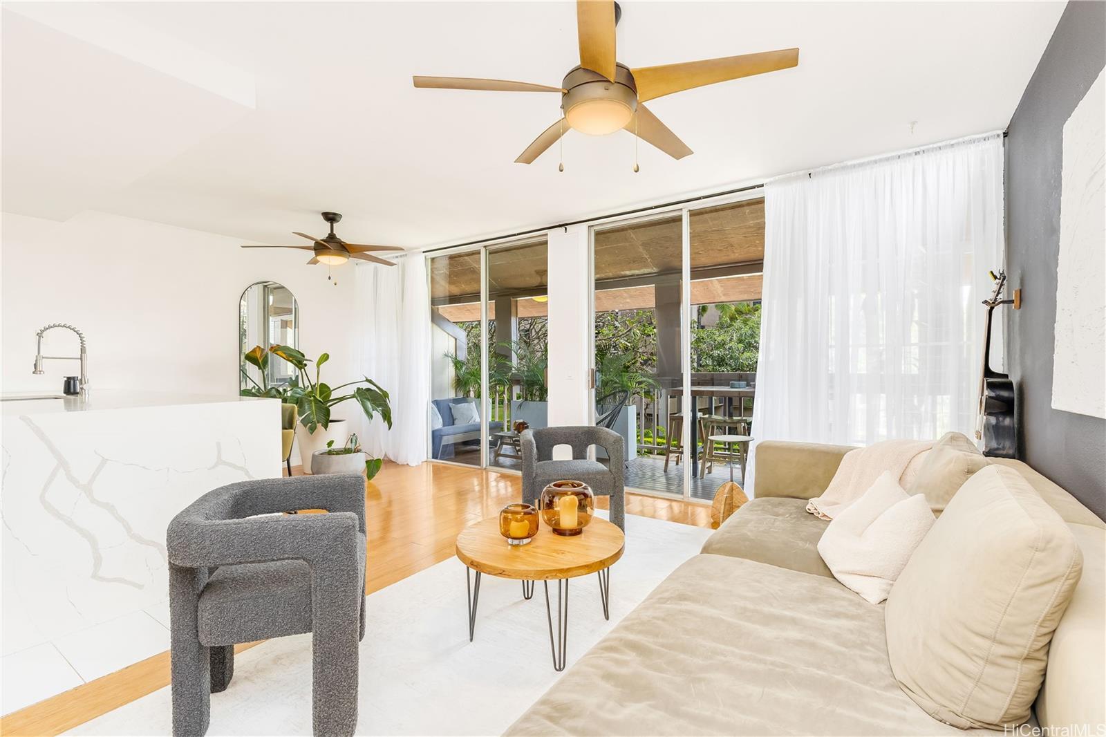 98-380 Koauka Loop townhouse # 342, Aiea, Hawaii - photo 8 of 25