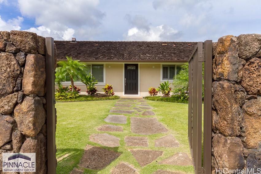 984 Waiholo St Honolulu - Rental - photo 18 of 18