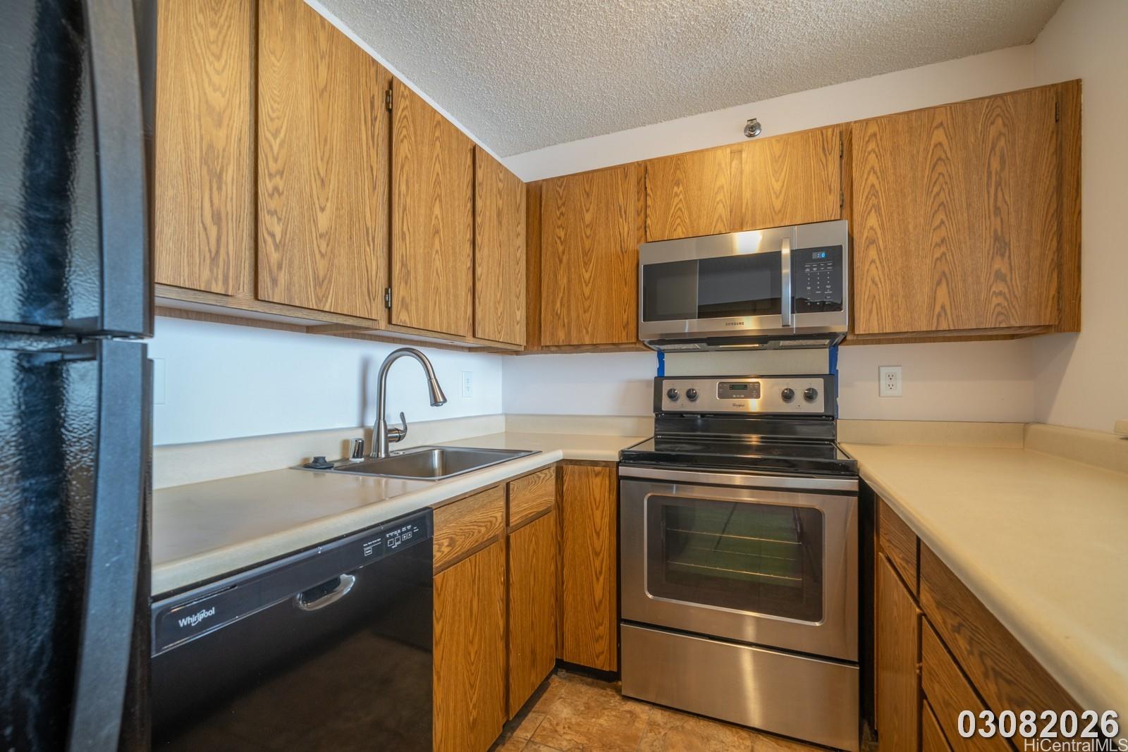 98-402 Koauka Loop Aiea - Rental - photo 13 of 22