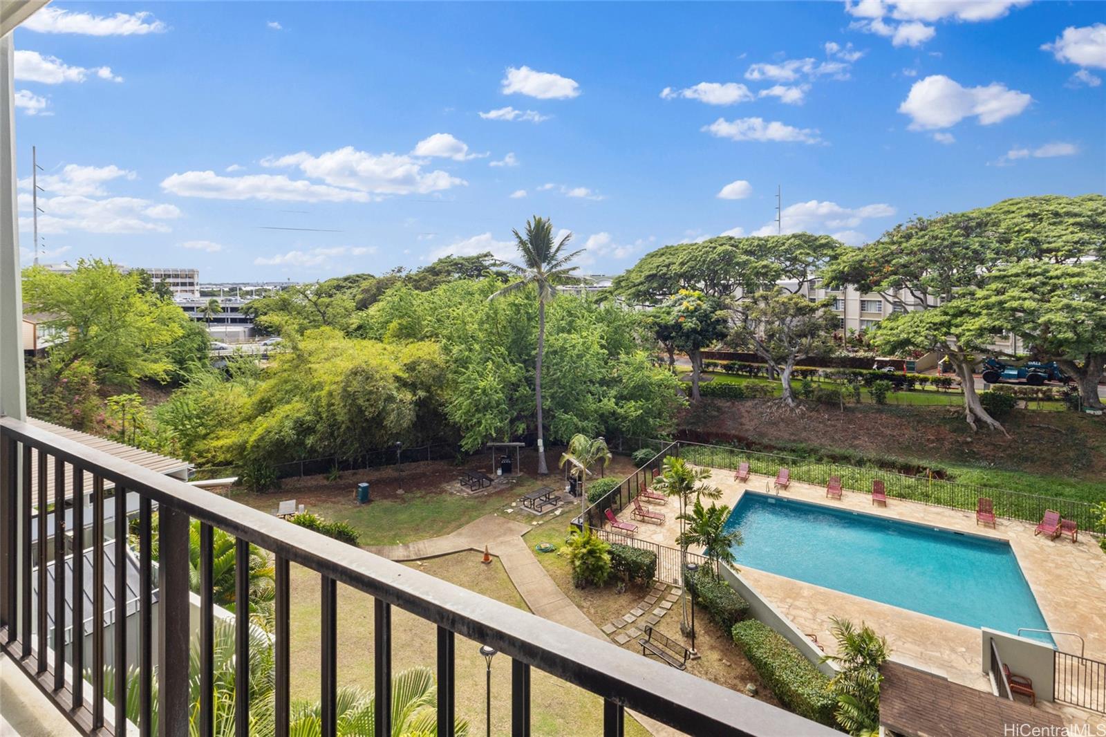 Pearl Regency condo # 202, Aiea, Hawaii - photo 15 of 22