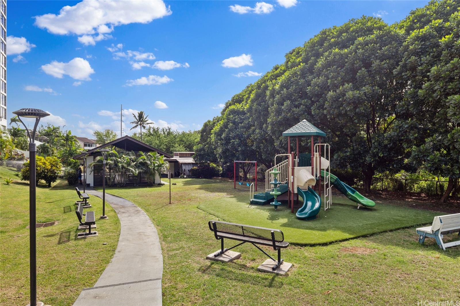 Pearl Regency condo # 202, Aiea, Hawaii - photo 17 of 22