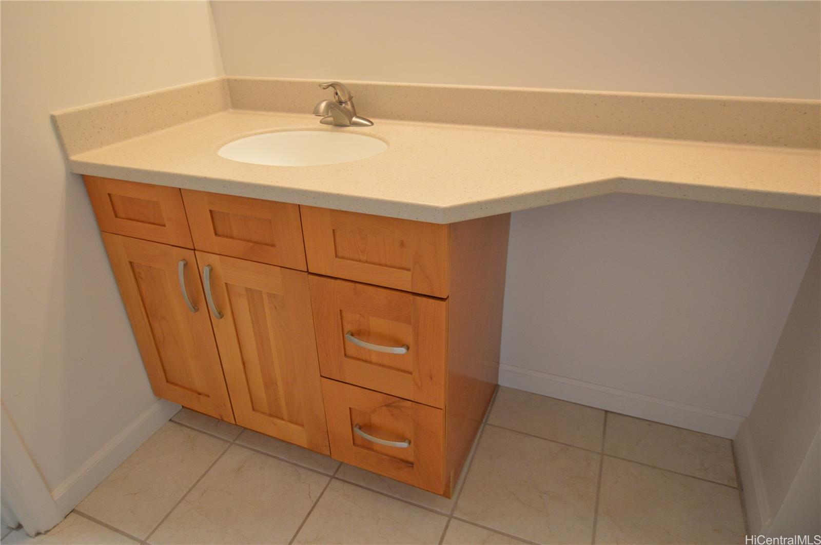 98-402 Koauka Loop Aiea - Rental - photo 12 of 20