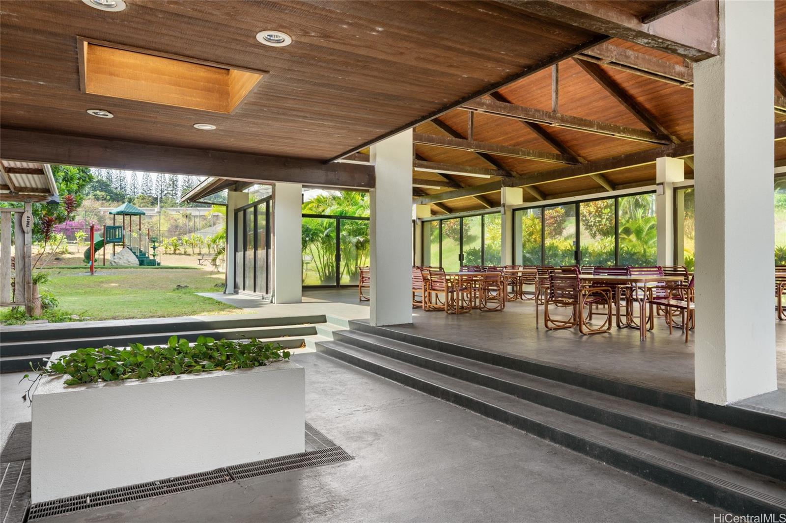 Pearl Regency condo # 216, Aiea, Hawaii - photo 20 of 20