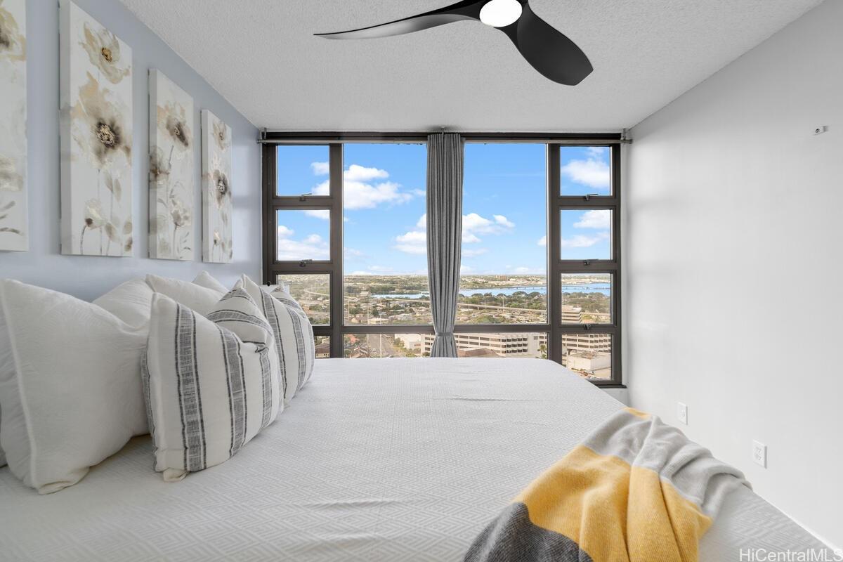 Pearl Regency condo # 2204, Aiea, Hawaii - photo 12 of 22
