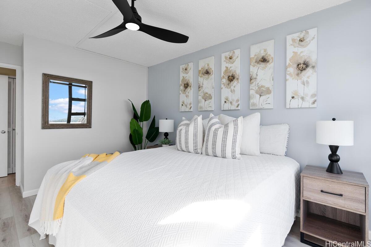 Pearl Regency condo # 2204, Aiea, Hawaii - photo 14 of 22