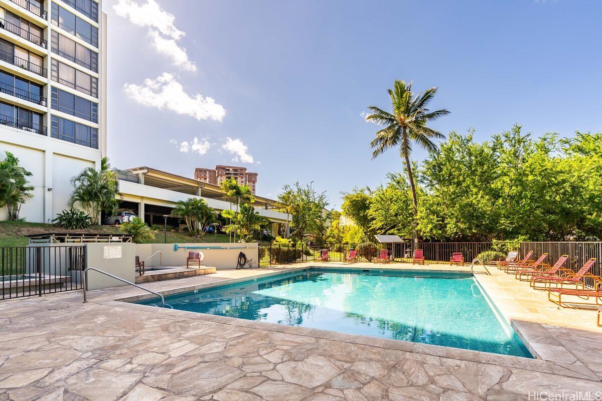 Pearl Regency condo # 2204, Aiea, Hawaii - photo 17 of 22