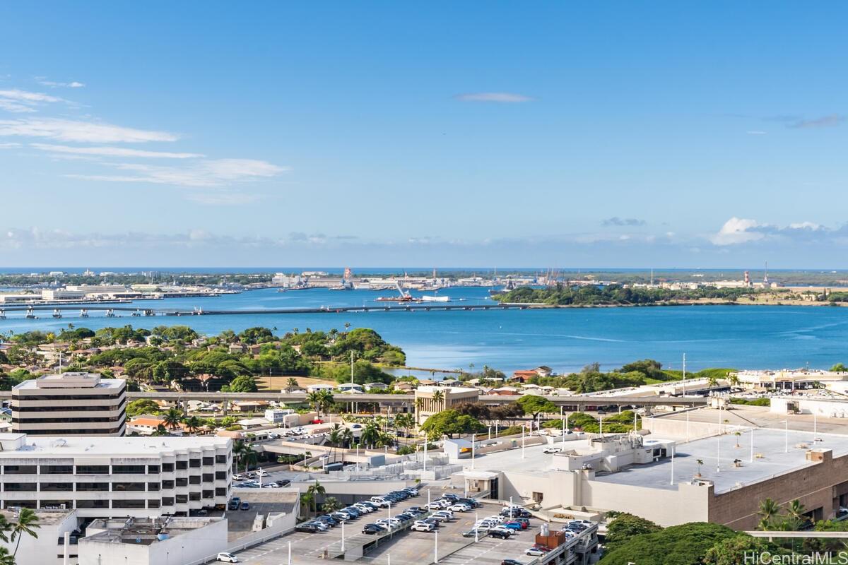 Pearl Regency condo # 2204, Aiea, Hawaii - photo 6 of 22