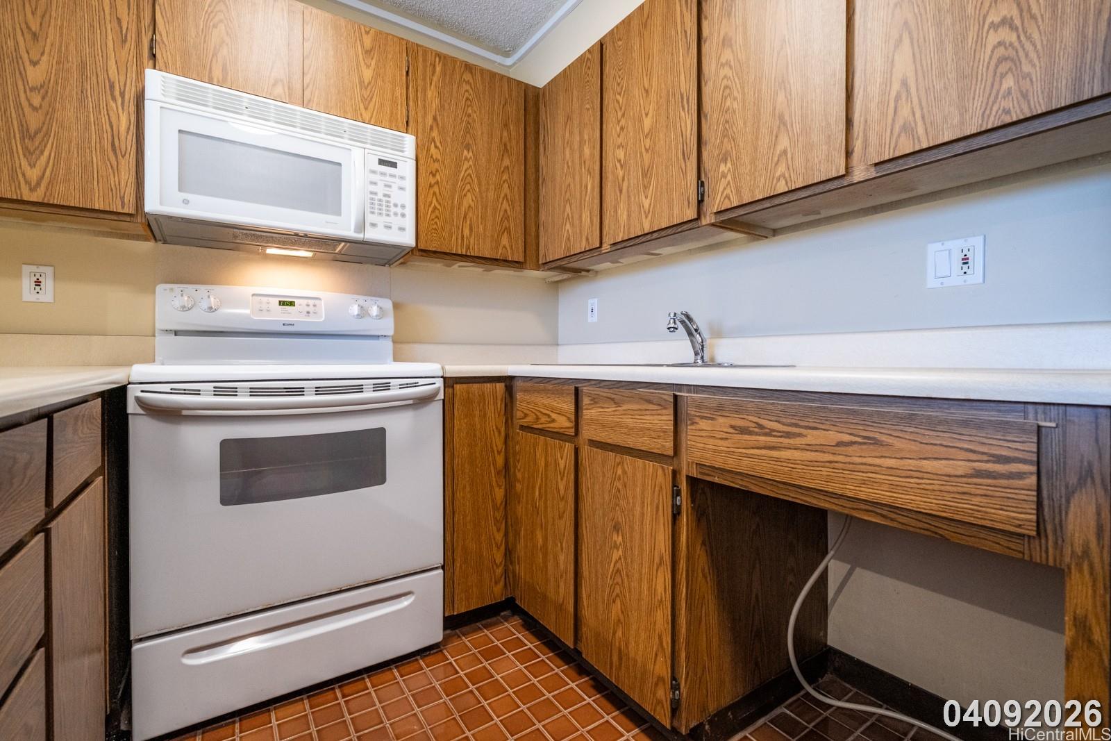 98-402 Koauka Loop Aiea - Rental - photo 13 of 22