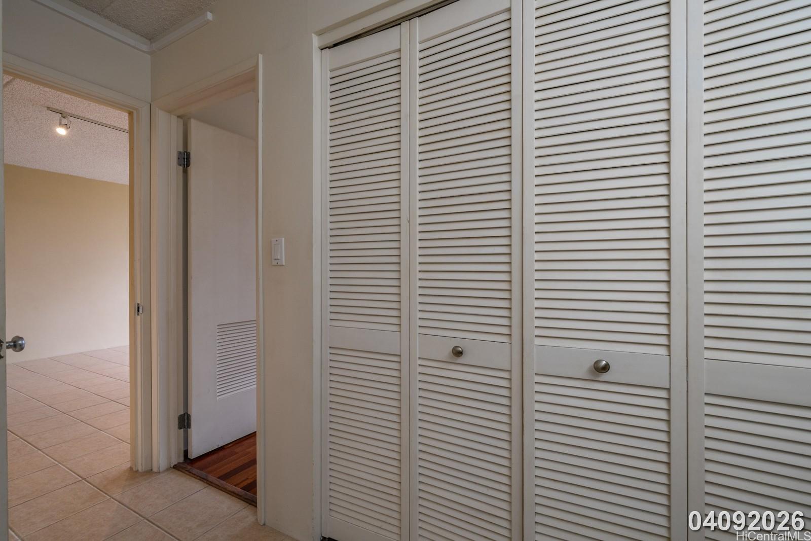 98-402 Koauka Loop Aiea - Rental - photo 17 of 22