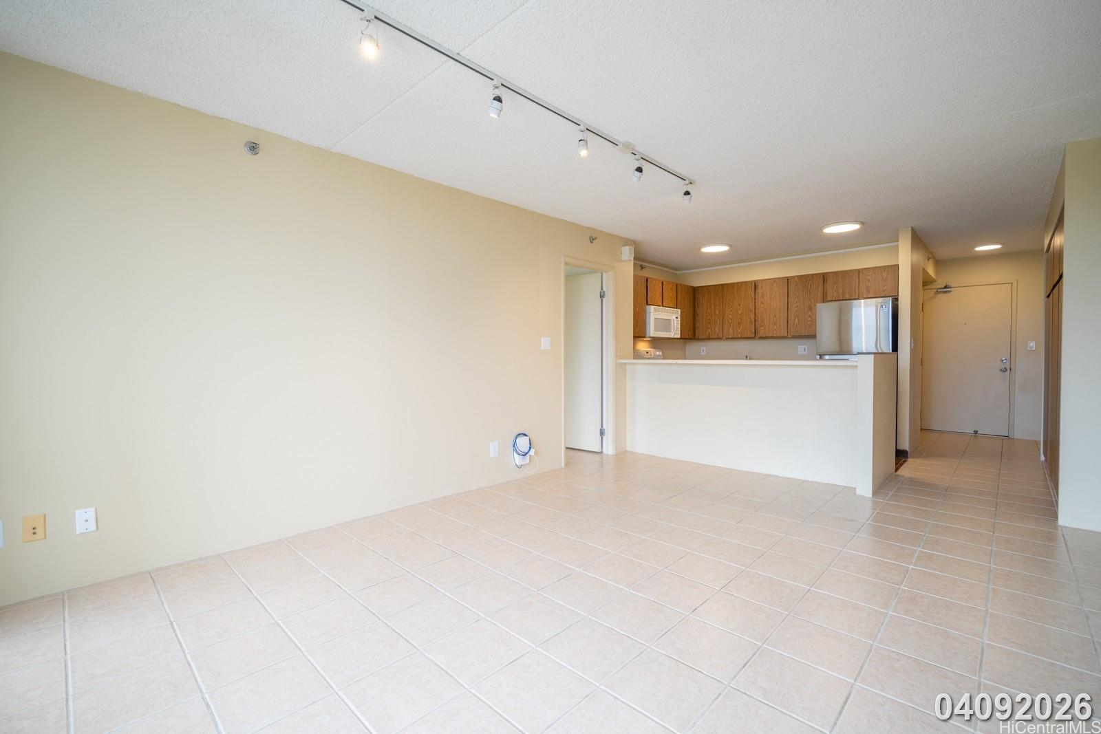 98-402 Koauka Loop Aiea - Rental - photo 9 of 22