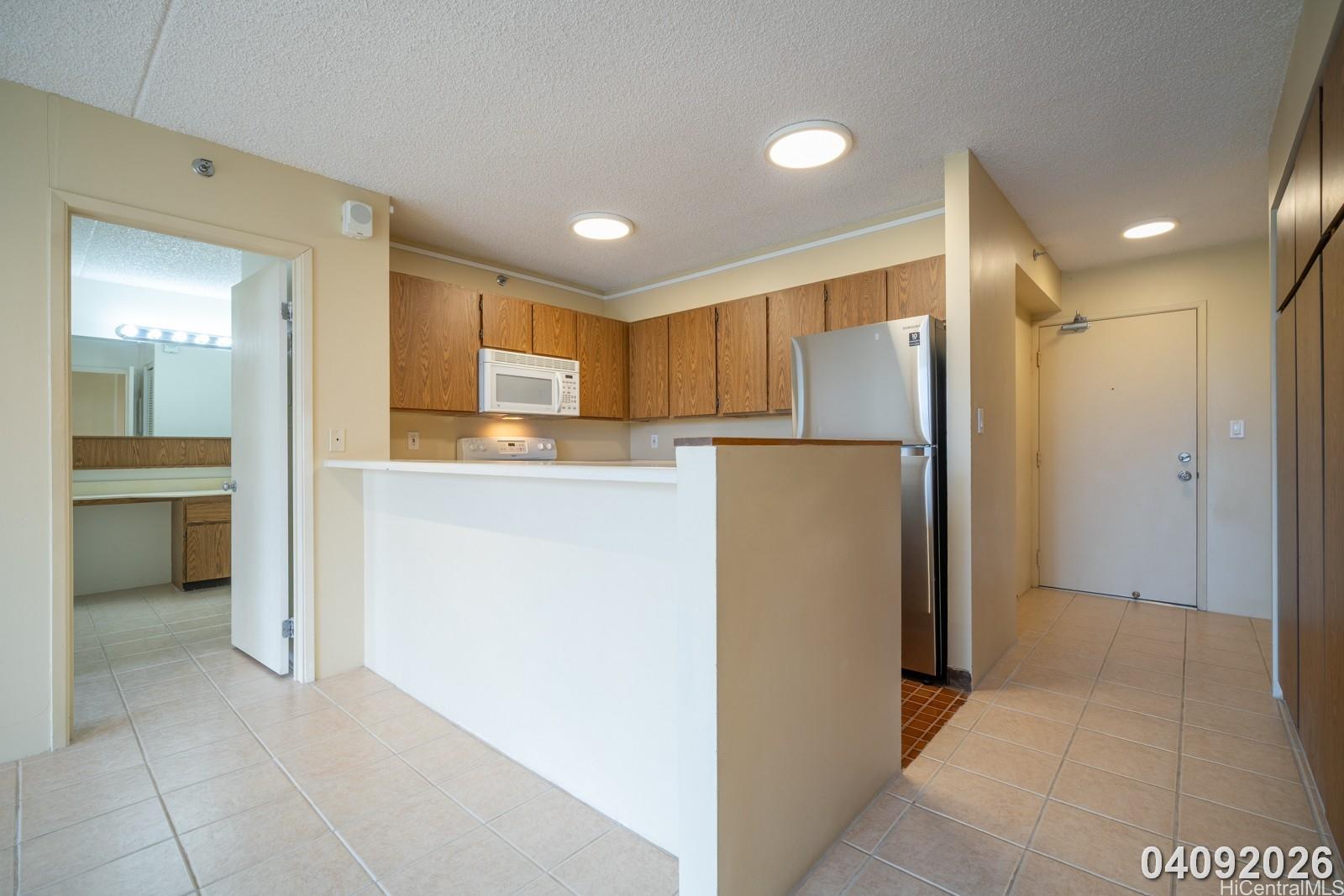 98-402 Koauka Loop Aiea - Rental - photo 10 of 22