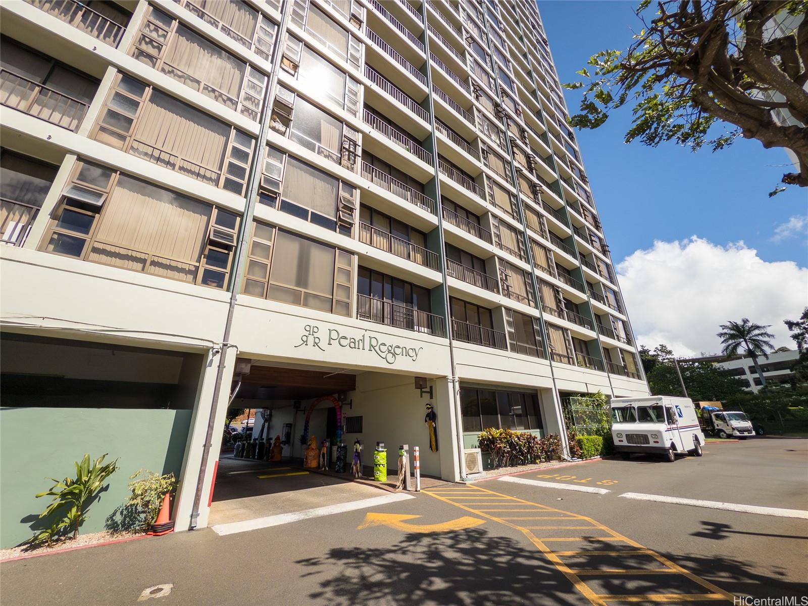 Pearl Regency condo # 2409, Aiea, Hawaii - photo 14 of 20