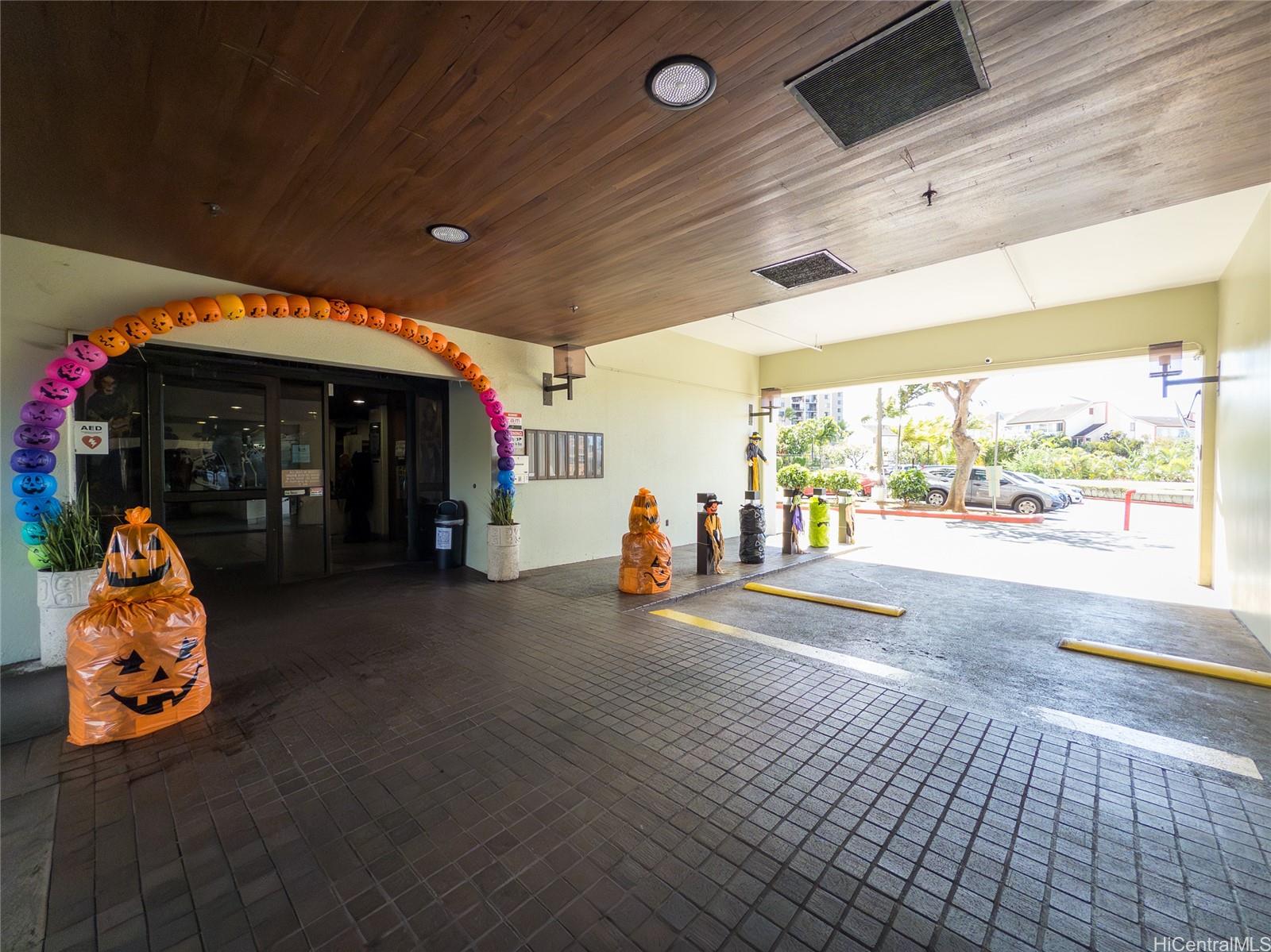 Pearl Regency condo # 2409, Aiea, Hawaii - photo 15 of 20