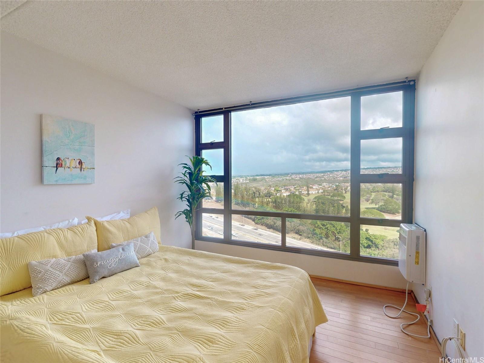 Pearl Regency condo # 2409, Aiea, Hawaii - photo 10 of 20