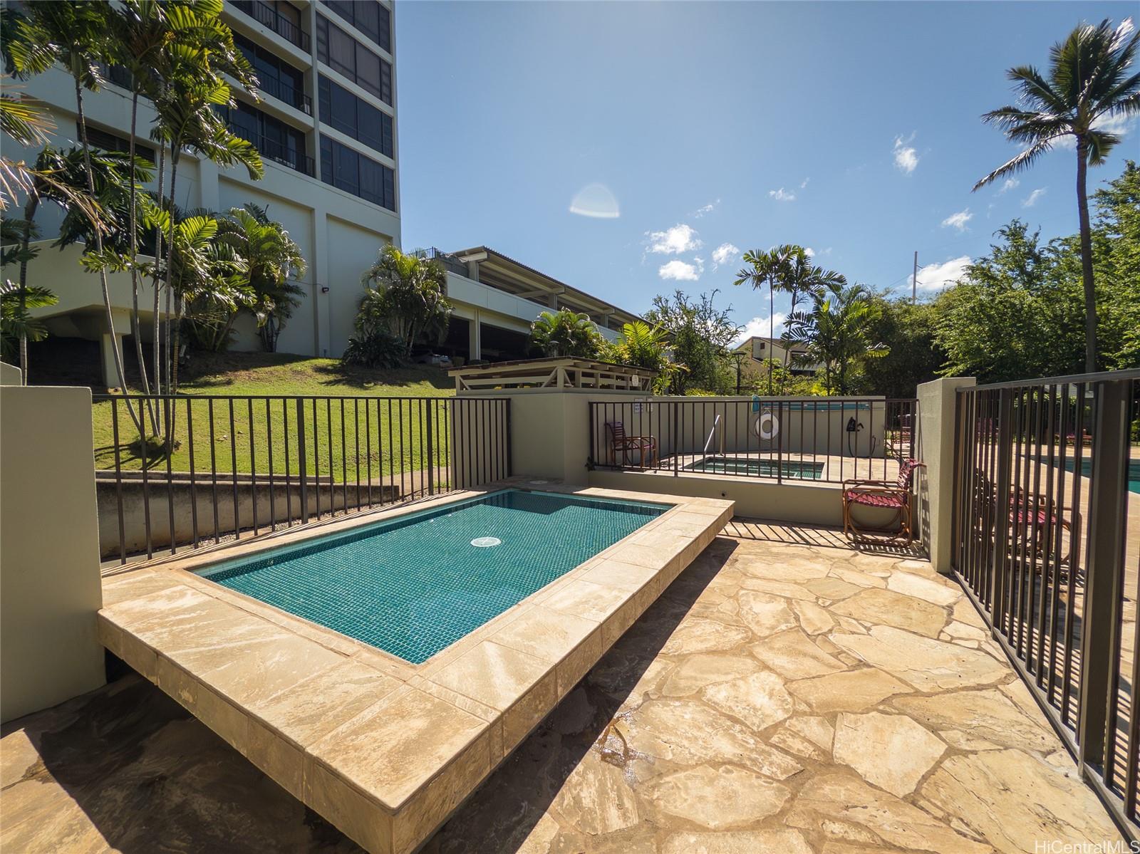 Pearl Regency condo # 2409, Aiea, Hawaii - photo 18 of 21